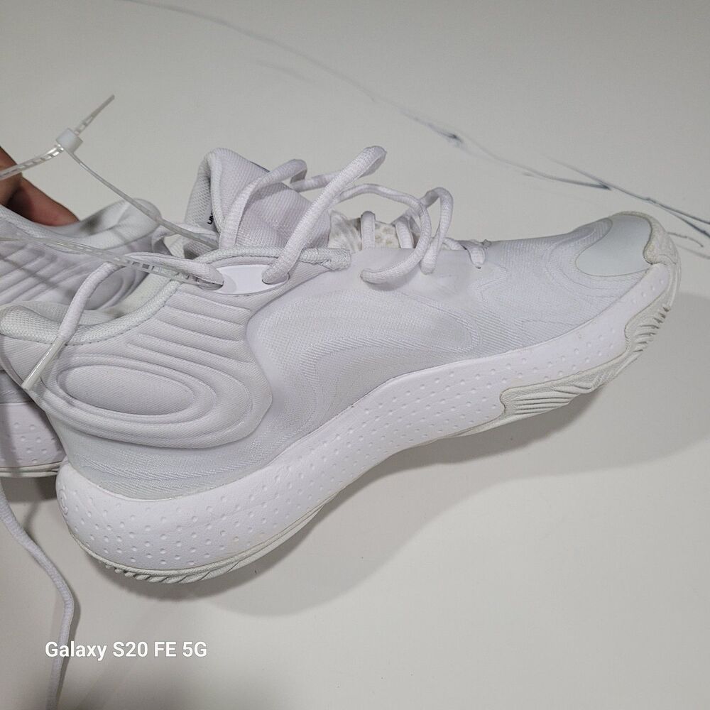 NEW Under Armour UA Unisex Basketball Shoes Micro G Sneakers WHITE M7.5 W9 SB8 - Picture 9 of 11